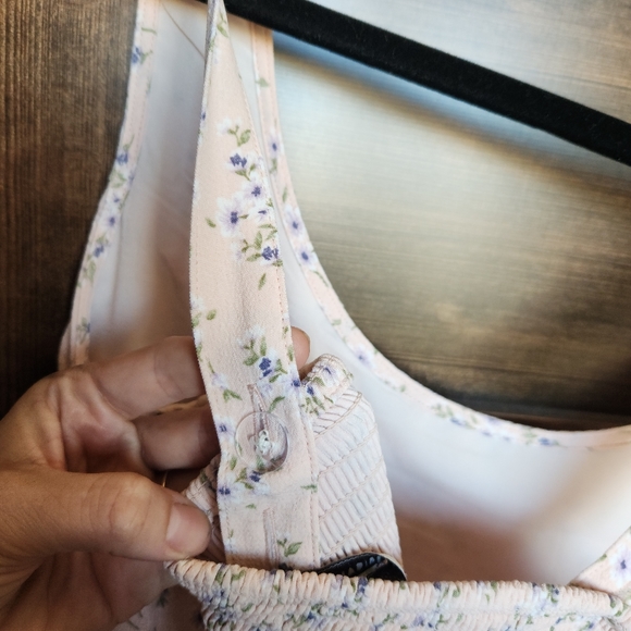 Sweet pink dress with small purple flowers - Picture 4 of 4